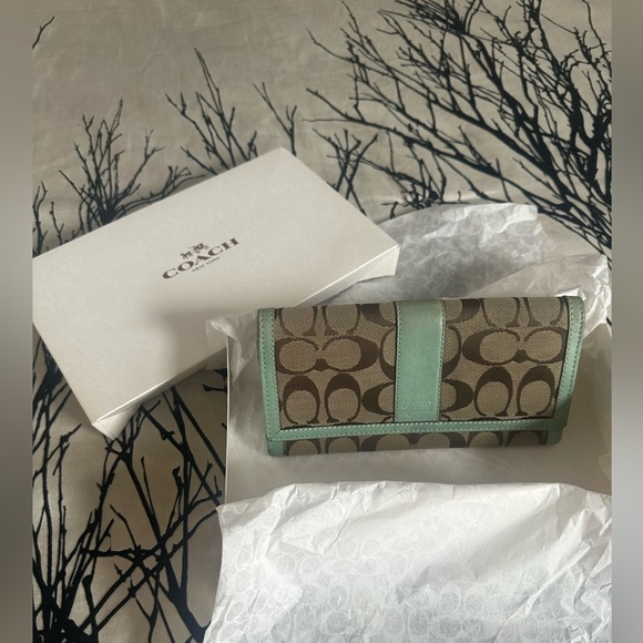Coach Handbags - Vintage Coach Brown Signature Wallet Long Jacquard, pre-loved & beautiful